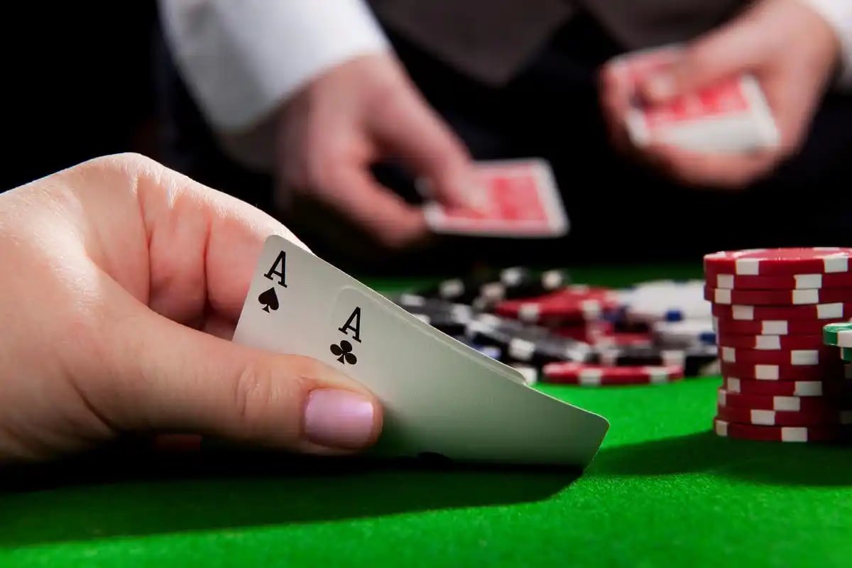 lawastoto login VIP Club live dealer mobile interface showing HD stream